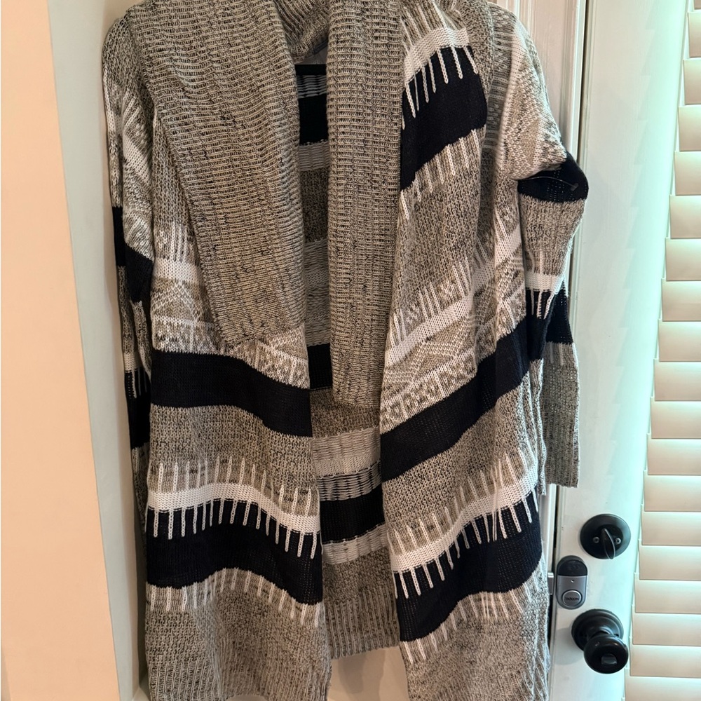 Charlotte Russe Black and Gray Striped Cardigan